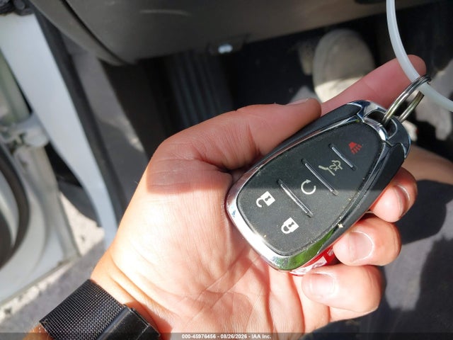 Продажа на аукционе авто 2021 Chevrolet Equinox Awd Lt, vin: 3GNAXUEV9ML381455, номер лота: 45976456