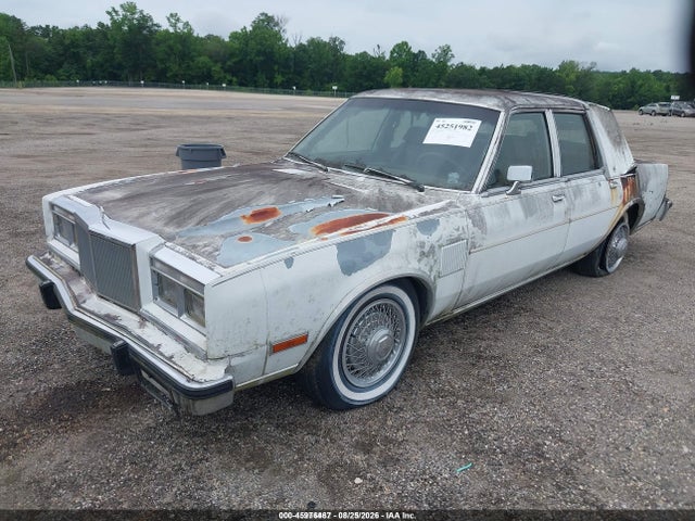 45976467 :رقم المزاد ، 1C3BF66P3JW143641 vin ، 1988 Chrysler Fifth Avenue مزاد بيع