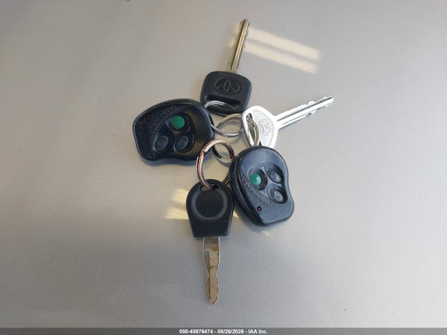 2001 Toyota Sienna Ce მანქანა იყიდება აუქციონზე, vin: 4T3ZF19C41U360006, აუქციონის ნომერი: 45976474
