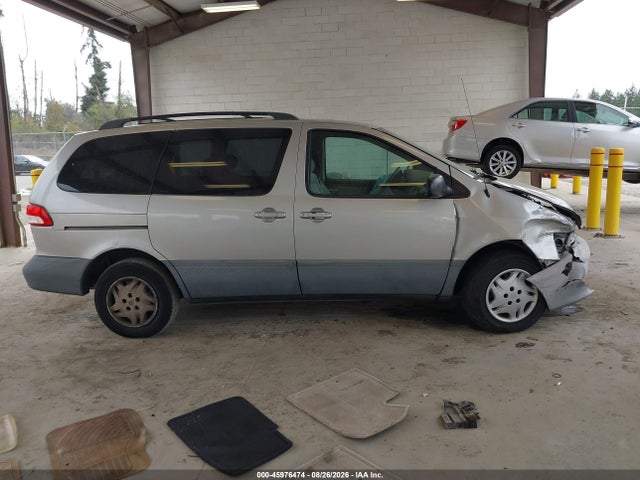 2001 Toyota Sienna Ce მანქანა იყიდება აუქციონზე, vin: 4T3ZF19C41U360006, აუქციონის ნომერი: 45976474