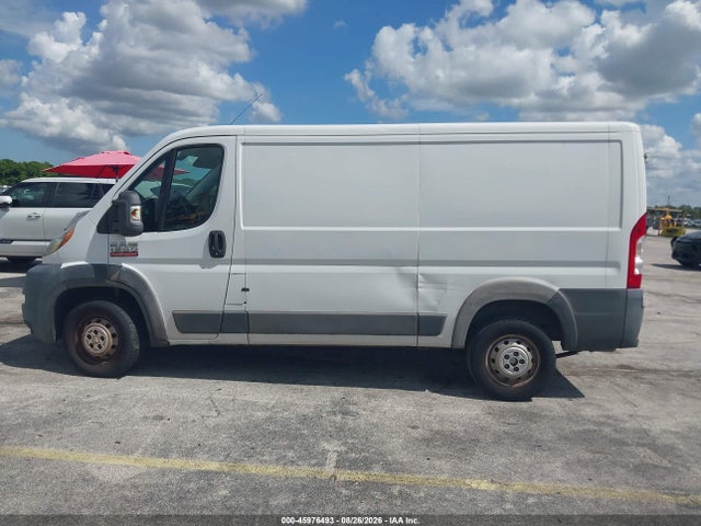 45976493 :رقم المزاد ، 3C6TRVAG7FE503561 vin ، 2015 Ram Promaster 1500 Low Roof مزاد بيع