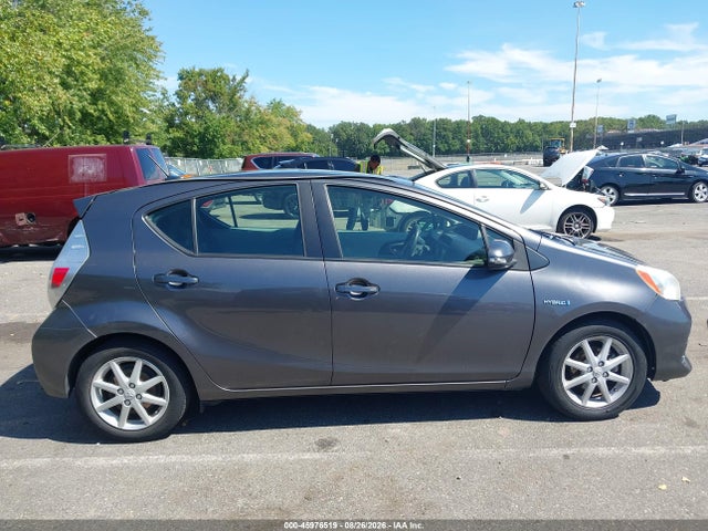 Продажа на аукционе авто 2013 Toyota Prius C Three, vin: JTDKDTB30D1044618, номер лота: 45976519