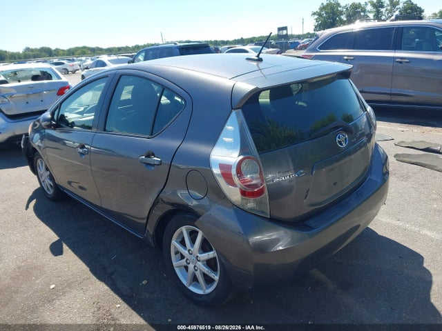 Продажа на аукционе авто 2013 Toyota Prius C Three, vin: JTDKDTB30D1044618, номер лота: 45976519
