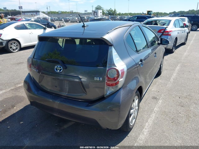 Продажа на аукционе авто 2013 Toyota Prius C Three, vin: JTDKDTB30D1044618, номер лота: 45976519