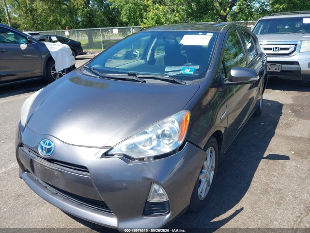 Продажа на аукционе авто 2013 Toyota Prius C Three, vin: JTDKDTB30D1044618, номер лота: 45976519