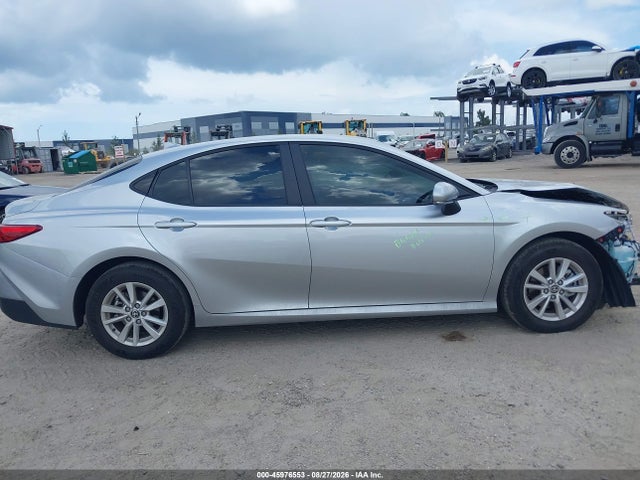 2026 Toyota Camry Le მანქანა იყიდება აუქციონზე, vin: 4T1DAACKXTU687952, აუქციონის ნომერი: 45976553