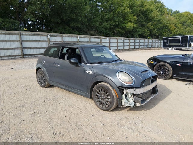 Продаж на аукціоні авто 2016 Mini Hardtop Cooper S, vin: WMWXP7C53G3B33726, номер лоту: 45976577