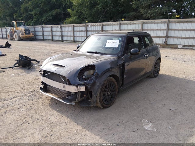 45976577 :رقم المزاد ، WMWXP7C53G3B33726 vin ، 2016 Mini Hardtop Cooper S مزاد بيع