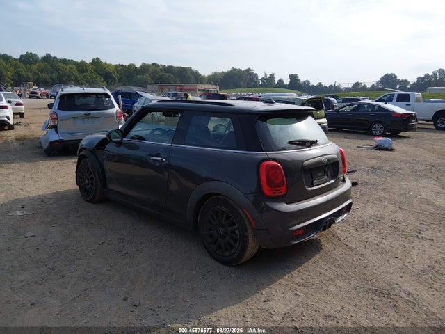 45976577 :رقم المزاد ، WMWXP7C53G3B33726 vin ، 2016 Mini Hardtop Cooper S مزاد بيع