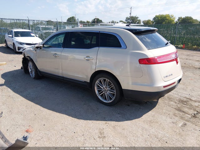 Aukcja sprzedaży 2016 Lincoln Mkt Ecoboost, vin: 2LMHJ5AT1GBL03142, numer aukcji: 45976619