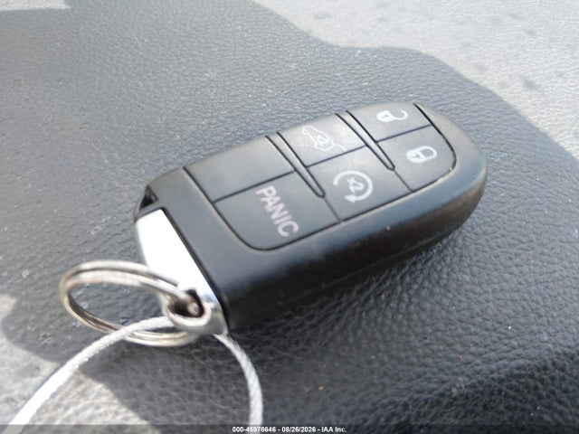 2015 Jeep Grand Cherokee Limited მანქანა იყიდება აუქციონზე, vin: 1C4RJEBG2FC872800, აუქციონის ნომერი: 45976646