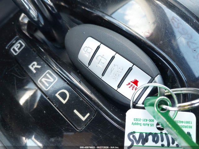 2015 Nissan Rogue Sv მანქანა იყიდება აუქციონზე, vin: 5N1AT2MV3FC877811, აუქციონის ნომერი: 45976653