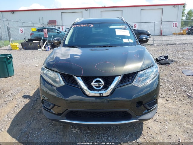 2015 Nissan Rogue Sv მანქანა იყიდება აუქციონზე, vin: 5N1AT2MV3FC877811, აუქციონის ნომერი: 45976653