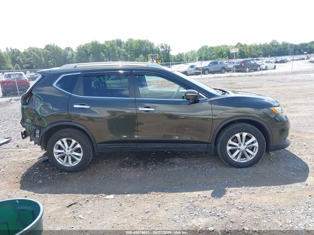 2015 Nissan Rogue Sv მანქანა იყიდება აუქციონზე, vin: 5N1AT2MV3FC877811, აუქციონის ნომერი: 45976653
