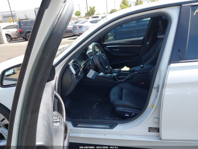 BMW 328I 2016 WBA8E9G55GNU30420 Image 5