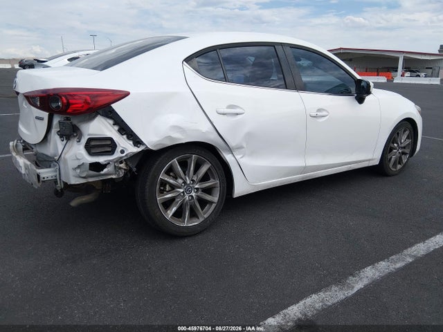 Mazda Mazda3 Touring 2017 JM1BN1V76H1140422 Image 4