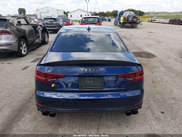 2018 Audi S4 3.0t Premium Plus მანქანა იყიდება აუქციონზე, vin: WAUC4AF47JA018974, აუქციონის ნომერი: 45976707