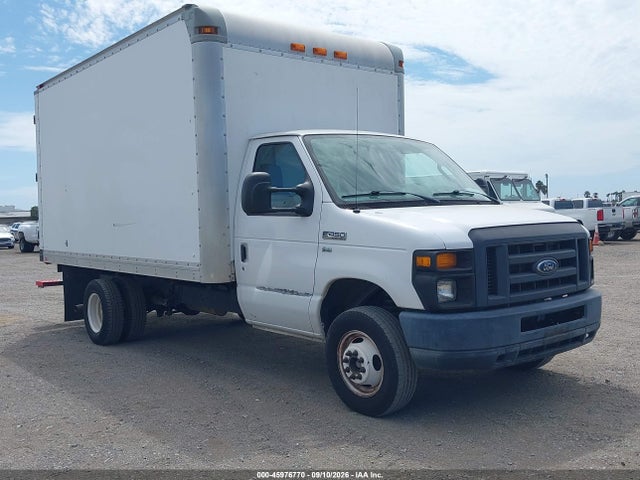 45976770 :رقم المزاد ، 1FDXE4FL2DDB26461 vin ، 2013 Ford E-450 Cutaway مزاد بيع