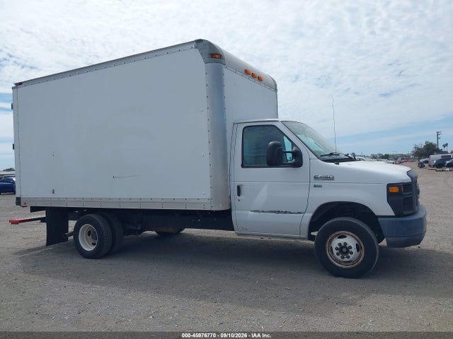 2013 Ford E-450 Cutaway მანქანა იყიდება აუქციონზე, vin: 1FDXE4FL2DDB26461, აუქციონის ნომერი: 45976770