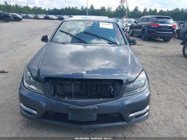 45976854 :رقم المزاد ، WDDGF8AB2DR248737 vin ، 2013 Mercedes-benz C 300 Sport 4matic مزاد بيع