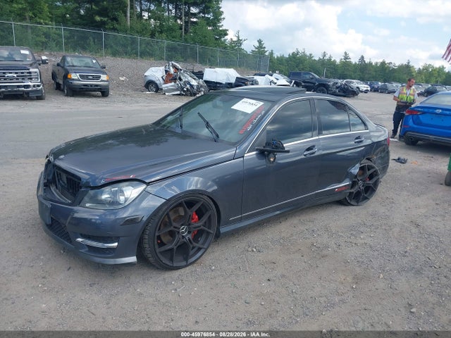 45976854 :رقم المزاد ، WDDGF8AB2DR248737 vin ، 2013 Mercedes-benz C 300 Sport 4matic مزاد بيع