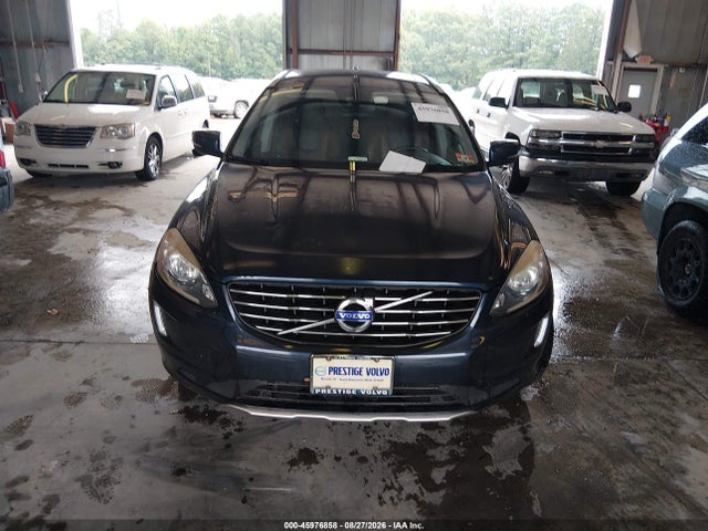 Продажа на аукционе авто 2014 Volvo Xc60 T6 Platinum, vin: YV4902DZ4E2536597, номер лота: 45976858