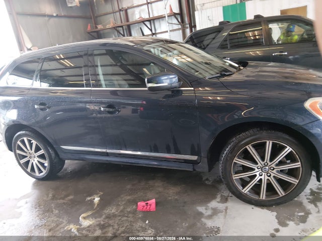 Продажа на аукционе авто 2014 Volvo Xc60 T6 Platinum, vin: YV4902DZ4E2536597, номер лота: 45976858