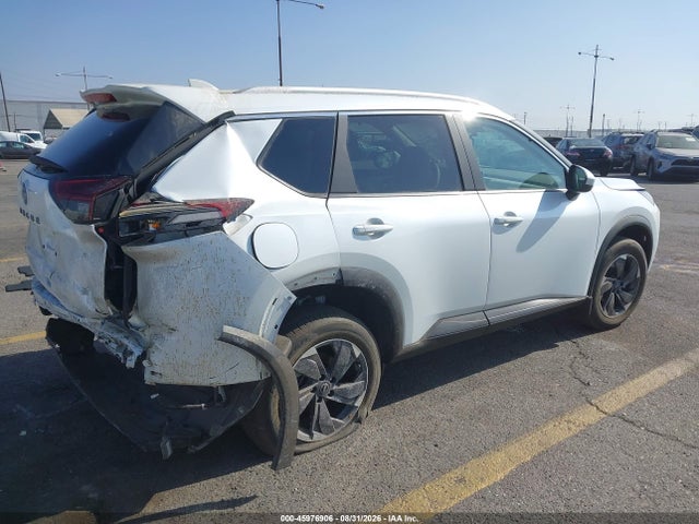 5N1BT3BA1SC870151 Nissan Rogue Sv Fwd