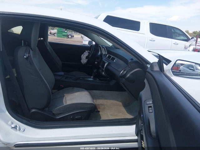 Продажа на аукционе авто 2015 Chevrolet Camaro 1lt, vin: 2G1FD1E3XF9119012, номер лота: 45976920