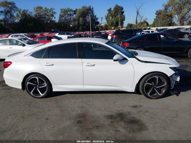 Продаж на аукціоні авто 2018 Honda Accord Sport, vin: 1HGCV1F30JA233931, номер лоту: 45976961