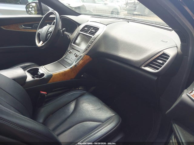 Продажа на аукционе авто 2016 Lincoln Mkx Reserve, vin: 2LMTJ8LP4GBL41587, номер лота: 45976968