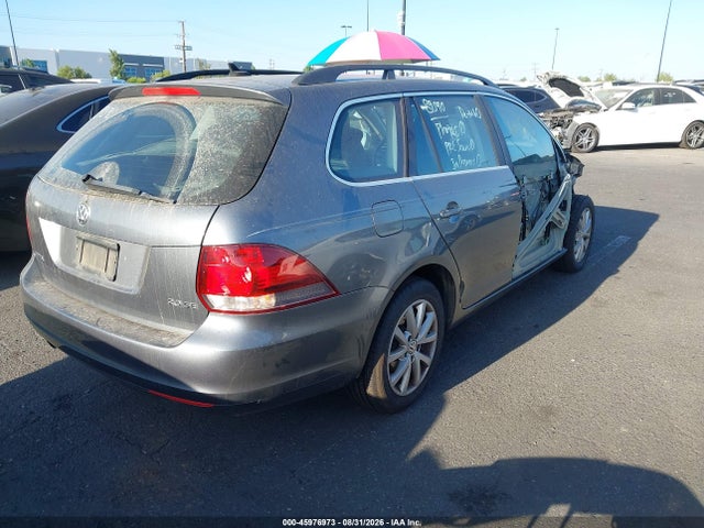 2013 Volkswagen Jetta Sportwagen 2.5l Se მანქანა იყიდება აუქციონზე, vin: 3VWPP7AJ5DM695859, აუქციონის ნომერი: 45976973