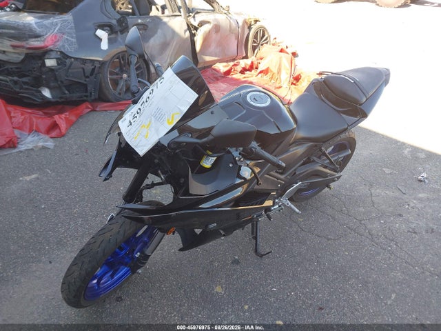 Yamaha Yzfr3 A 2021 MH3RH18Y5MK007828 Image 2