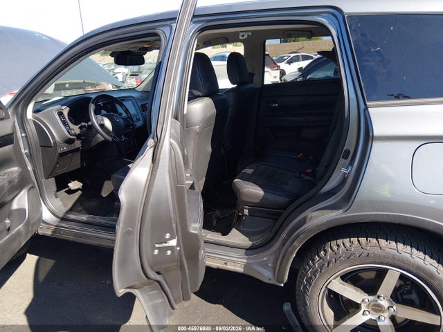 Mitsubishi Outlander Se 2.4 2020 JA4AD3A34LJ000188 Image 8
