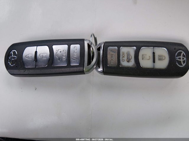 45977042 :رقم المزاد ، 3MYDLBYV6JY305192 vin ، 2018 Toyota Yaris Ia مزاد بيع
