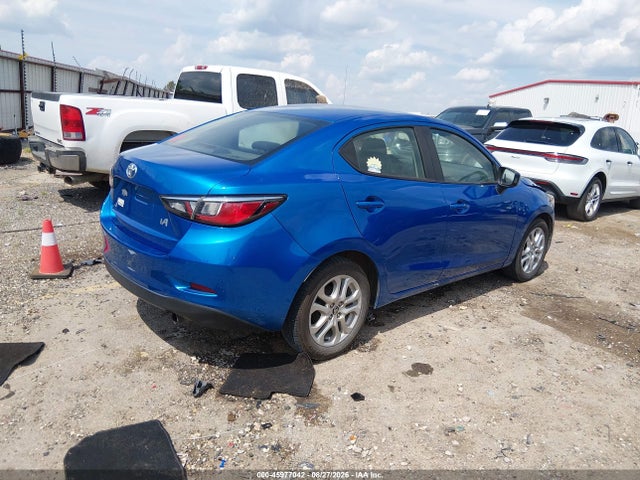 45977042 :رقم المزاد ، 3MYDLBYV6JY305192 vin ، 2018 Toyota Yaris Ia مزاد بيع