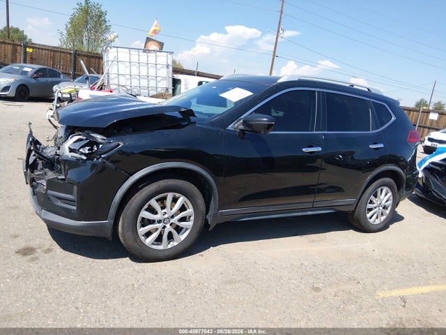2018 Nissan Rogue Sv მანქანა იყიდება აუქციონზე, vin: KNMAT2MV0JP566360, აუქციონის ნომერი: 45977043