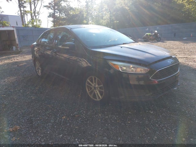 2015 Ford Focus Se მანქანა იყიდება აუქციონზე, vin: 1FADP3F23FL242494, აუქციონის ნომერი: 45977050