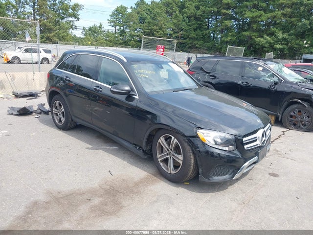2019 Mercedes-benz Glc 300 4matic მანქანა იყიდება აუქციონზე, vin: WDC0G4KB9KV127329, აუქციონის ნომერი: 45977095