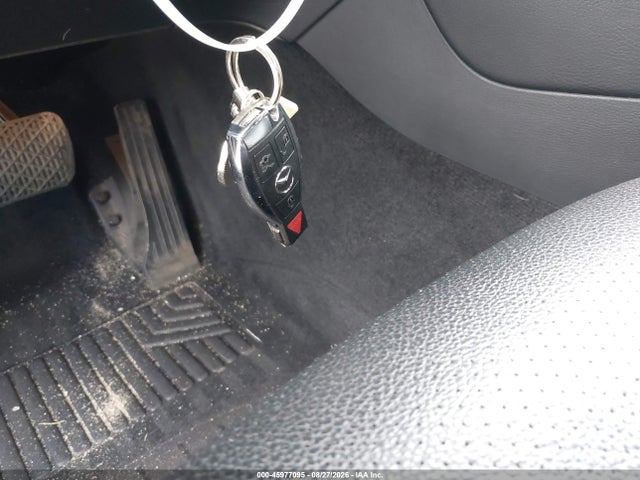 45977095 :رقم المزاد ، WDC0G4KB9KV127329 vin ، 2019 Mercedes-benz Glc 300 4matic مزاد بيع