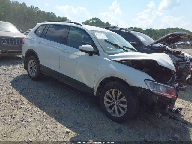 2018 Volkswagen Tiguan 2.0t S მანქანა იყიდება აუქციონზე, vin: 3VV1B7AX1JM083814, აუქციონის ნომერი: 45977108