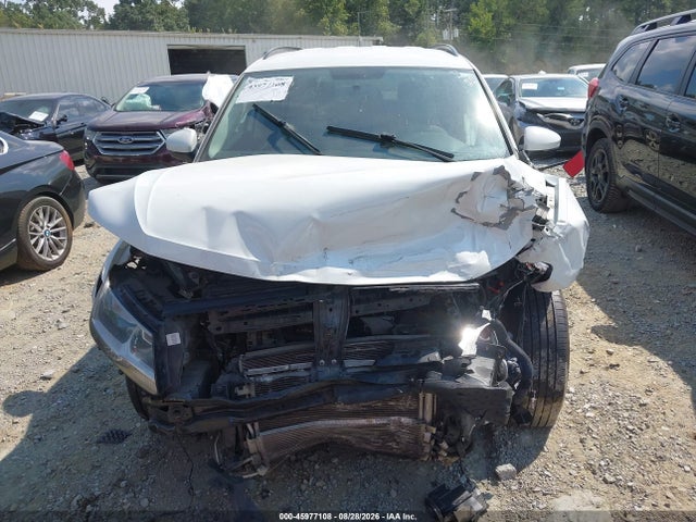 2018 Volkswagen Tiguan 2.0t S მანქანა იყიდება აუქციონზე, vin: 3VV1B7AX1JM083814, აუქციონის ნომერი: 45977108