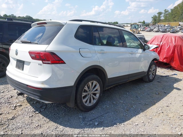 2018 Volkswagen Tiguan 2.0t S მანქანა იყიდება აუქციონზე, vin: 3VV1B7AX1JM083814, აუქციონის ნომერი: 45977108