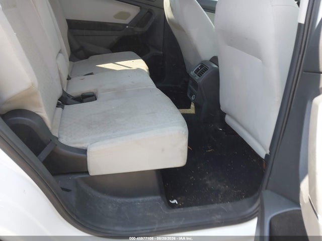 2018 Volkswagen Tiguan 2.0t S მანქანა იყიდება აუქციონზე, vin: 3VV1B7AX1JM083814, აუქციონის ნომერი: 45977108