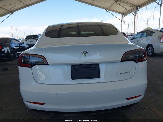 45977118 :رقم المزاد ، 5YJ3E1EB0NF126527 vin ، 2022 Tesla Model 3 Long Range Dual Motor All-wheel Drive مزاد بيع