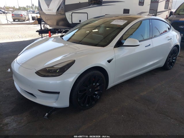 45977118 :رقم المزاد ، 5YJ3E1EB0NF126527 vin ، 2022 Tesla Model 3 Long Range Dual Motor All-wheel Drive مزاد بيع