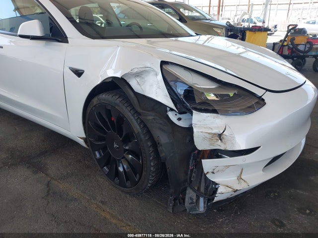 45977118 :رقم المزاد ، 5YJ3E1EB0NF126527 vin ، 2022 Tesla Model 3 Long Range Dual Motor All-wheel Drive مزاد بيع