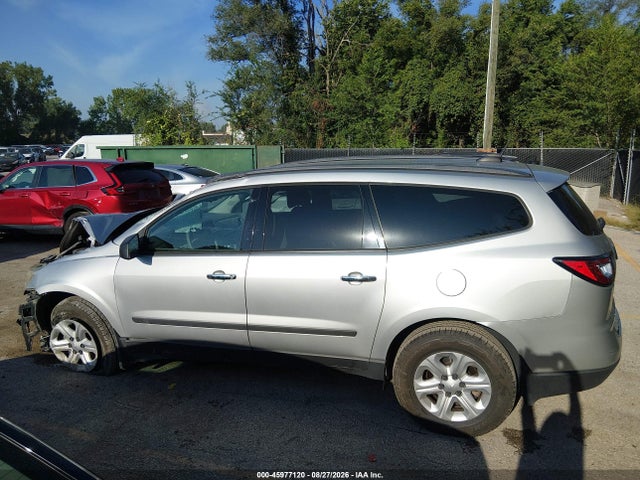 Продаж на аукціоні авто 2017 Chevrolet Traverse Ls, vin: 1GNKRFED5HJ116157, номер лоту: 45977120