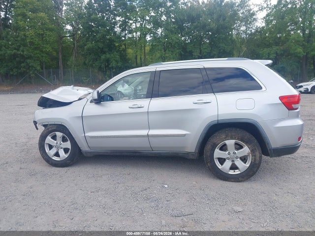 Продаж на аукціоні авто 2011 Jeep Grand Cherokee Laredo, vin: 1J4RR4GG8BC738258, номер лоту: 45977158