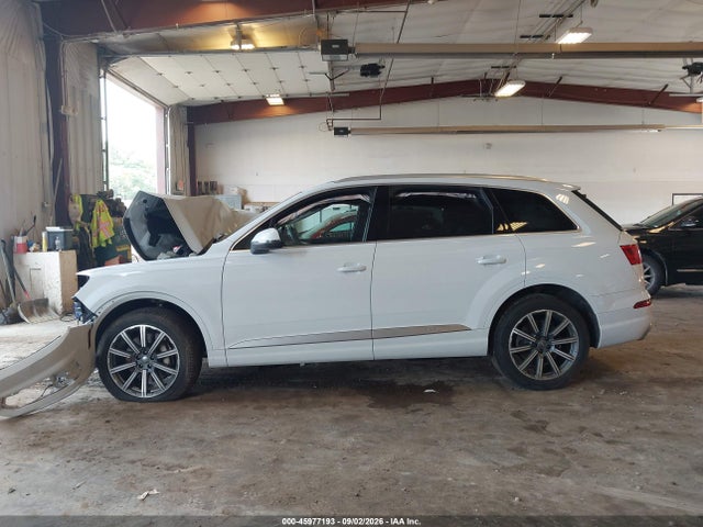 45977193 :رقم المزاد ، WA1LHAF72KD045009 vin ، 2019 Audi Q7 45 Premium/45 Se Premium مزاد بيع